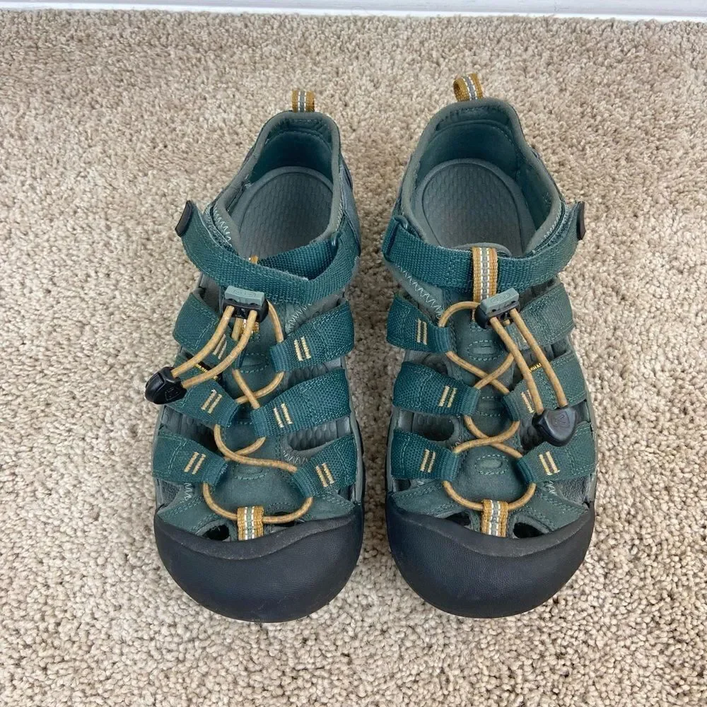 Keen Big Kid’s Newport H2 Slip-On Hiking Water Shoes - Dark Green